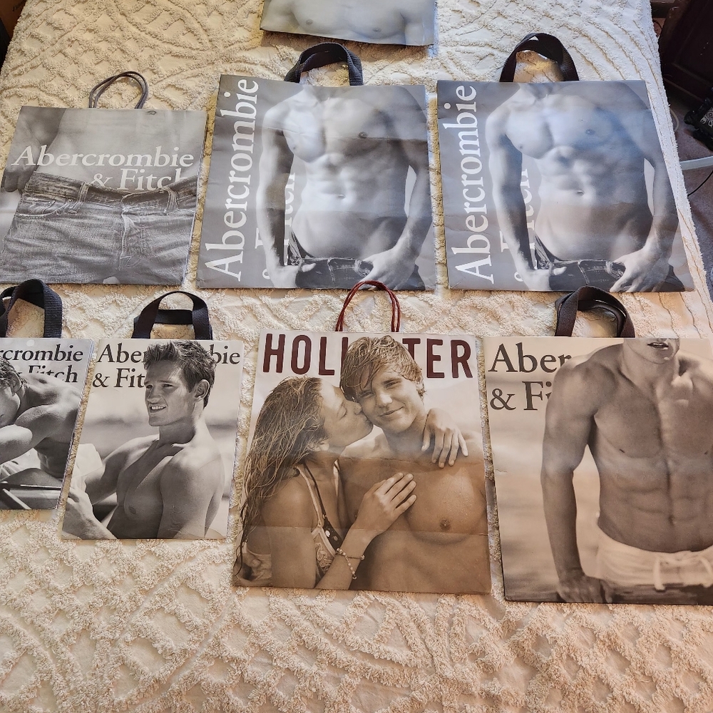 Abercrombie & Fitch Monochrome Men's Customer Bags